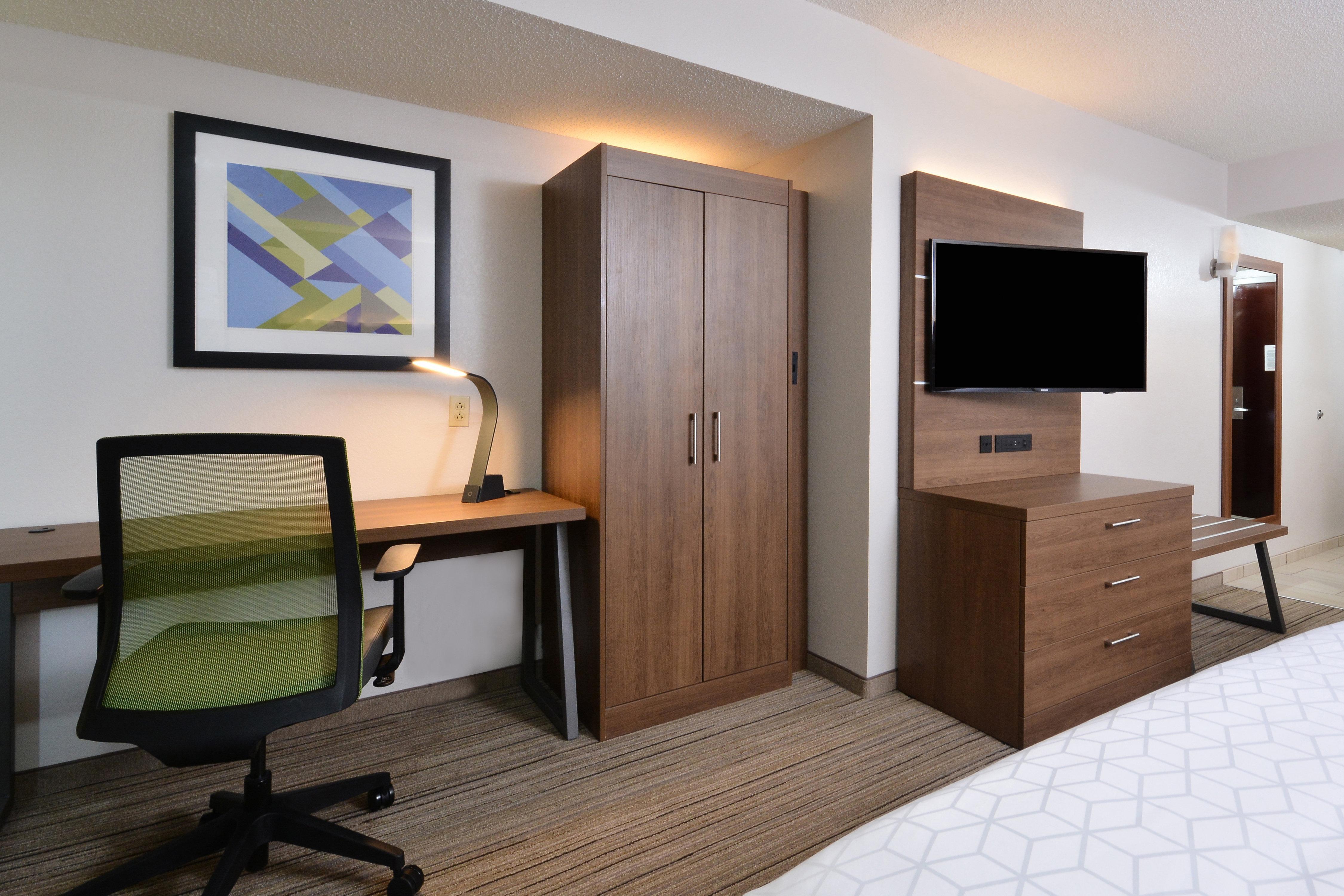Holiday Inn Express Durham, An Ihg Hotel Exterior photo