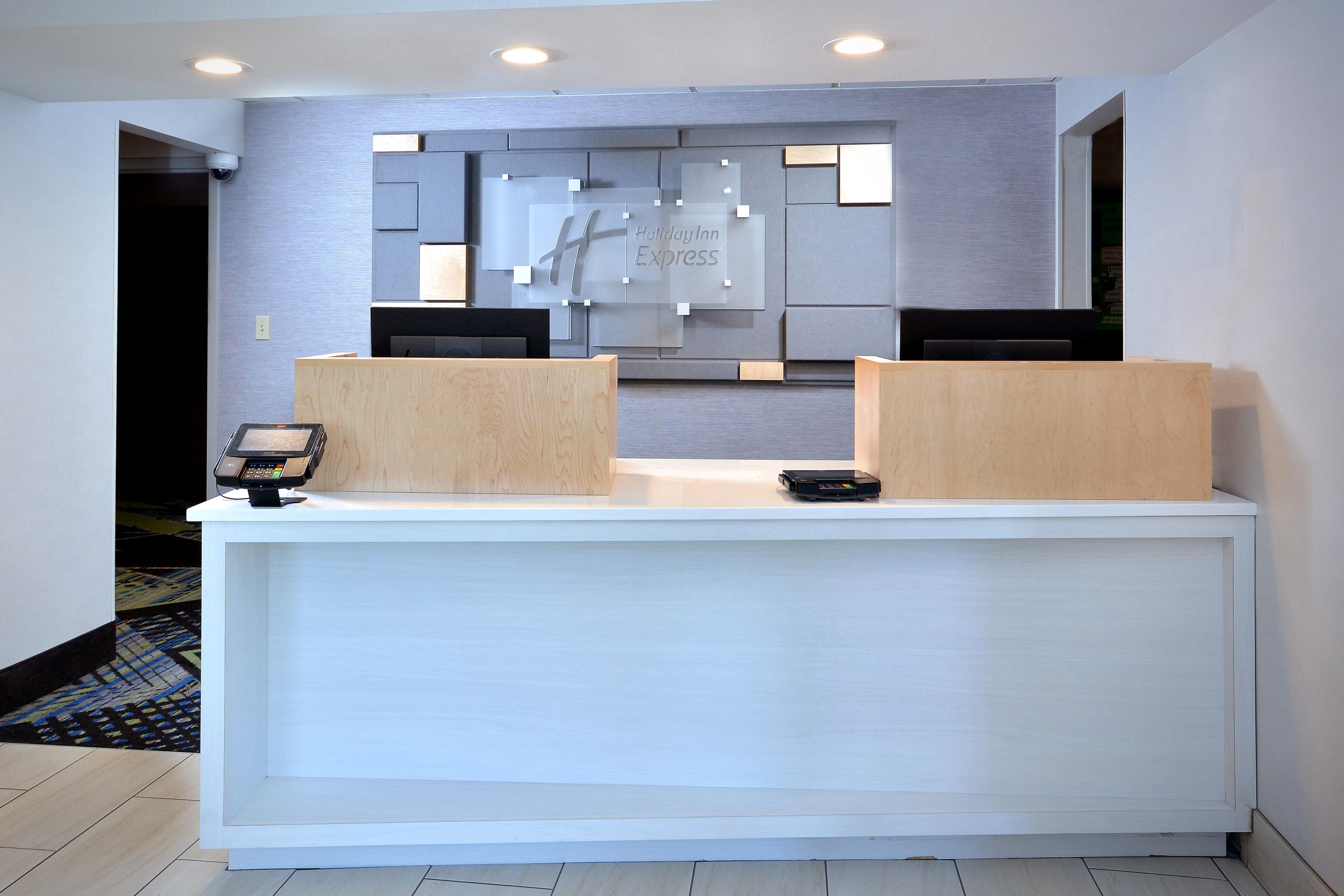 Holiday Inn Express Durham, An Ihg Hotel Exterior photo